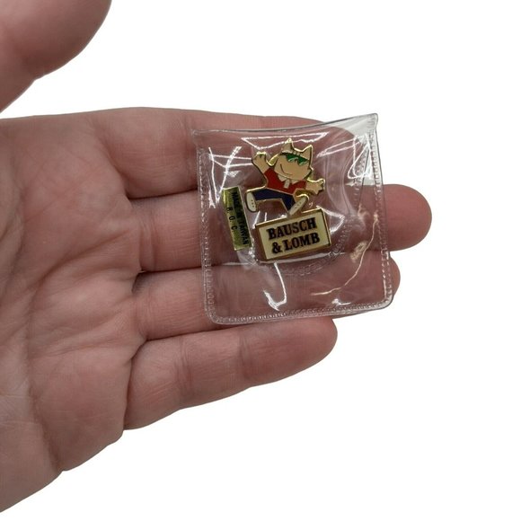 Bausch & Lomb Olympic Pin 1992 Barcelona Cobi Sun Glasses - Picture 5 of 6